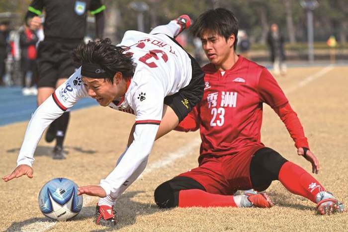 亚博体育-“嘉冠”联赛刮起青春旋风|足球|南湖队|嘉兴|南湖晚报|U23_新浪体育_新浪新闻